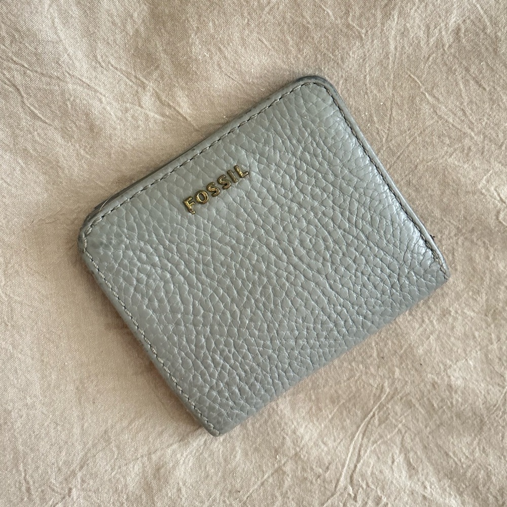 Gray Fossil Wallet - used